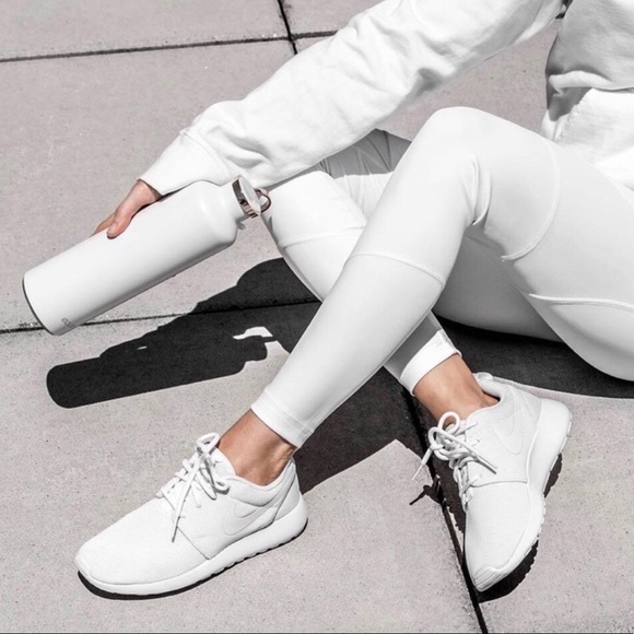 Nike Shoes - NIKE ROSHE ONE WHITE WOMENS TRIPLE WHITE SHOES NWT